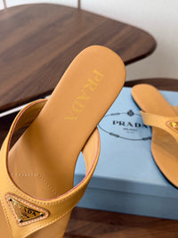 26S Leather Thong Sandals