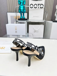 26S Slingback Pumps