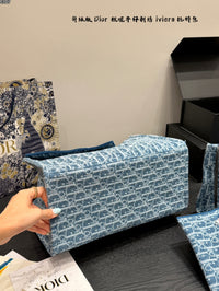 Spongy Book Tote