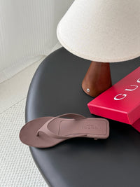Vittoria Thong Sandals