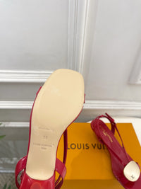 Treasure Thong Sandals