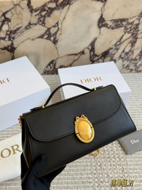 Médaillon Pouch