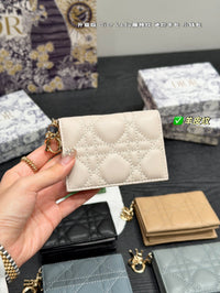 Gardenia Wallet in Smooth Lambskin