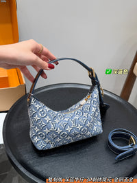 Pochette Hills Pouch