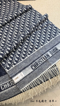 Oblique Scarf