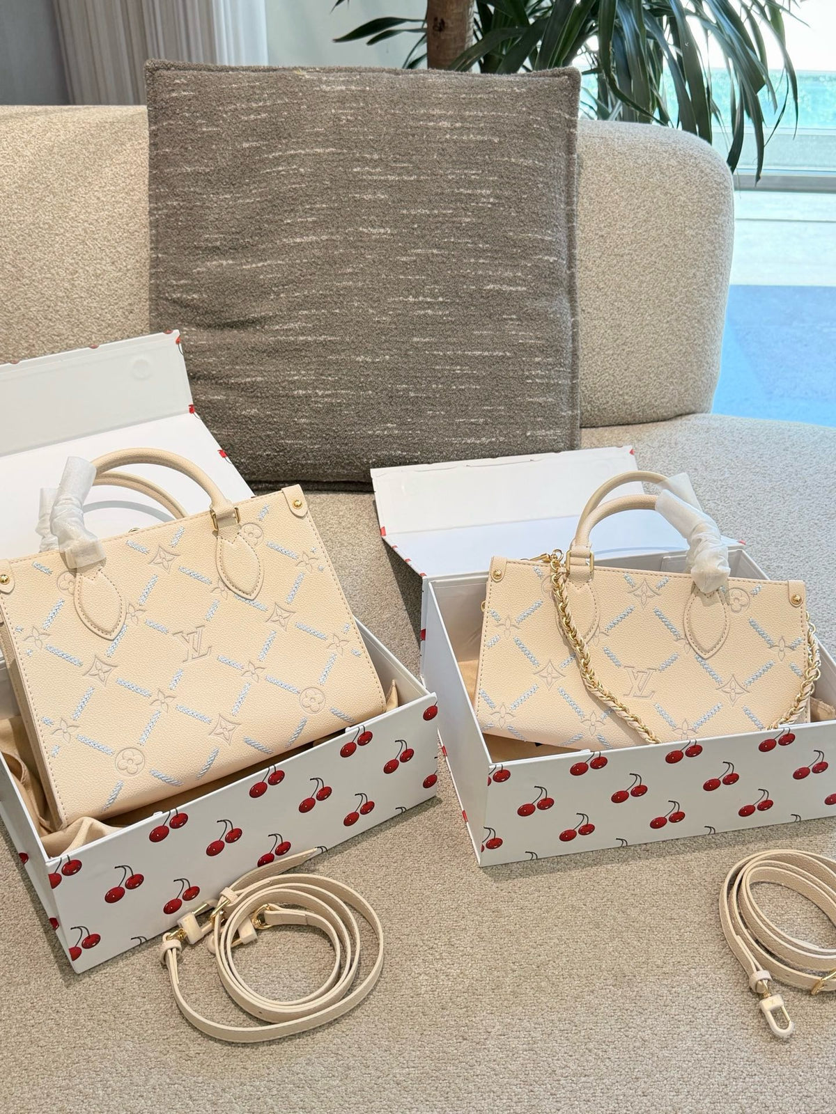 OnTheGo MM Tote