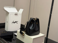Paris VII Bucket bag
