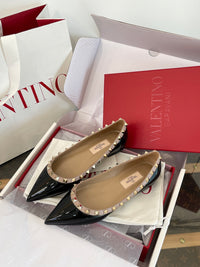 Garavani Rockstud Ballet Flats