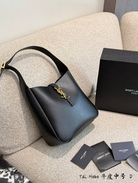 Le 37 Bucket Bag