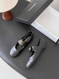 26B Mary Jane Ballet Flats