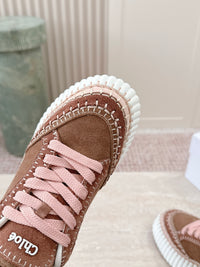 Nama Runner Platform Sneakers