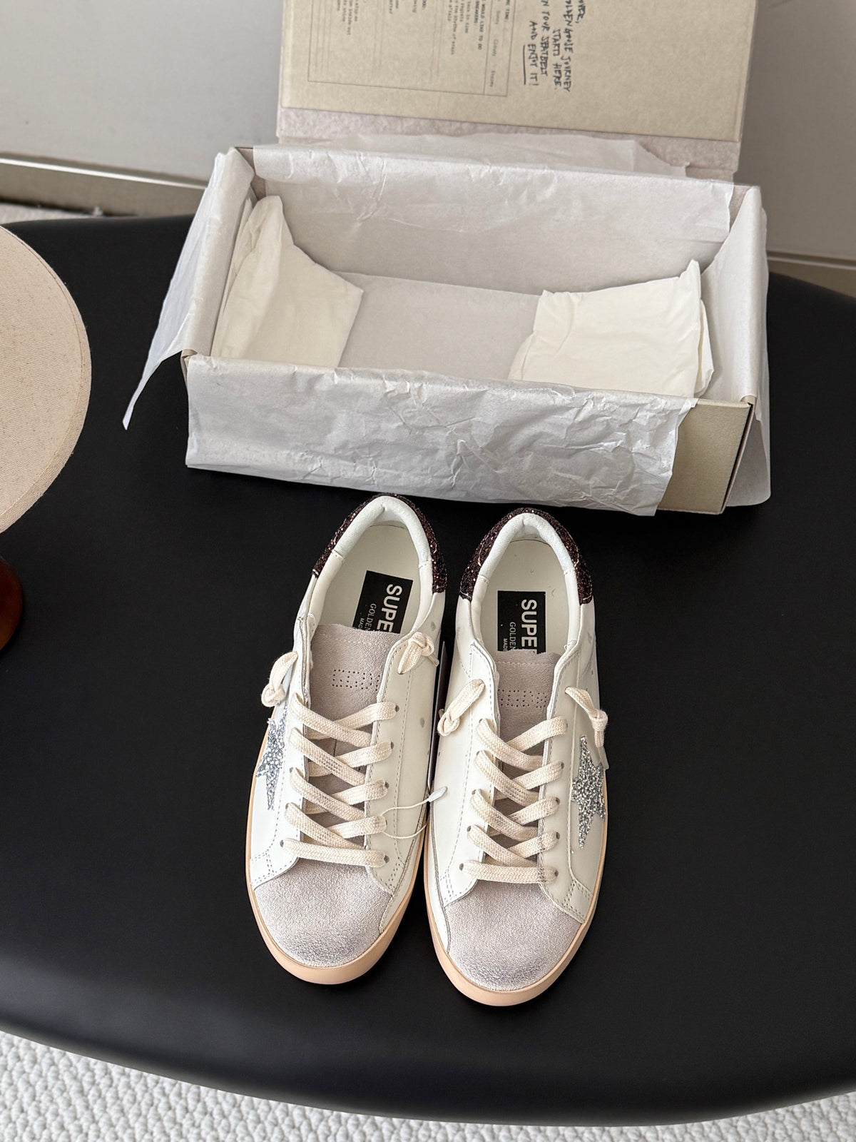 26S True Star Sneakers