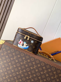 Nice Mini Vanity Bag