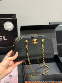 26P Vanity Chain Bag