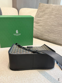 Belvedere PM Messenger Bag