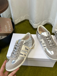 26S Ribbon Sneakers