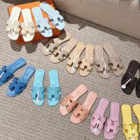 Oran Sandal