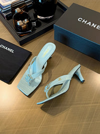 Camellia Thong Mules