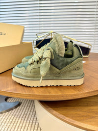 Lowmel Sneakers