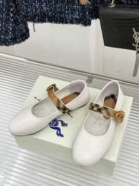 26WF Check Ballet Flats
