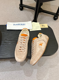 Knight Runner Sneakers