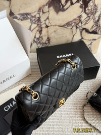 Classic Flap Bag Lambskin