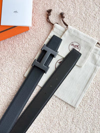 Constance H Belt Buckle & Reversible Leather Strap 38mm