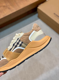 Vintage Check Runner Sneakers