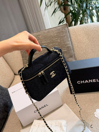 26S Vanity Bag