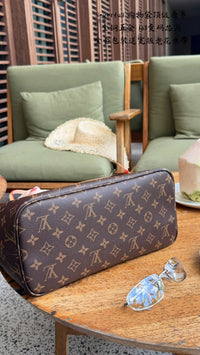Neverfull MM Tote Bag
