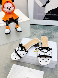 Dway Heeled Slides