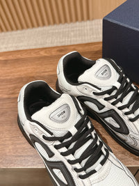 B30 Sneakers