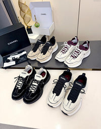 Logo Sneakers
