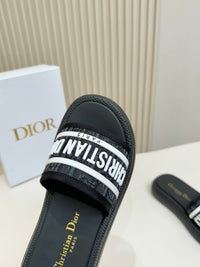 Dway Slides