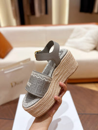 Dentelle Wedge Sandals