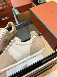Fast Walk Sneakers