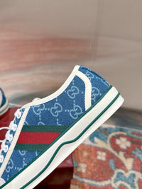 Low Top Sneakers