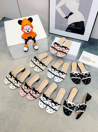 Dway Heeled Slides