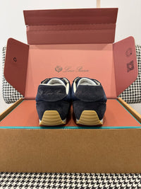 Fast Walk Sneakers