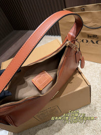 Ella Shoulder Bag