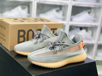 Yeezy Boost 350 V2 Hyperspace