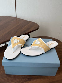 26S Leather Thong Sandals