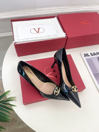 Garavani VLogo Patent Leather Pumps 6cm