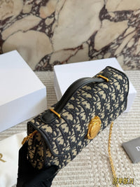 Médaillon Pouch