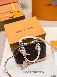 Alma BB Bag