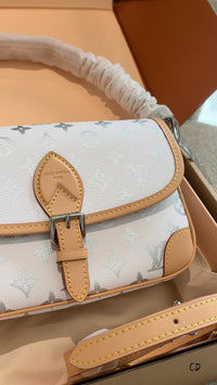 Diane Bag Monogram Pearly