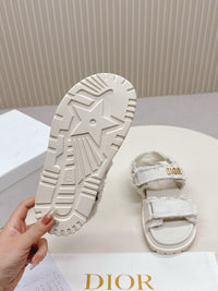 Dioract Sandals