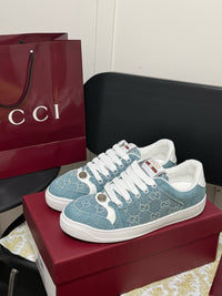 Screener Sneakers
