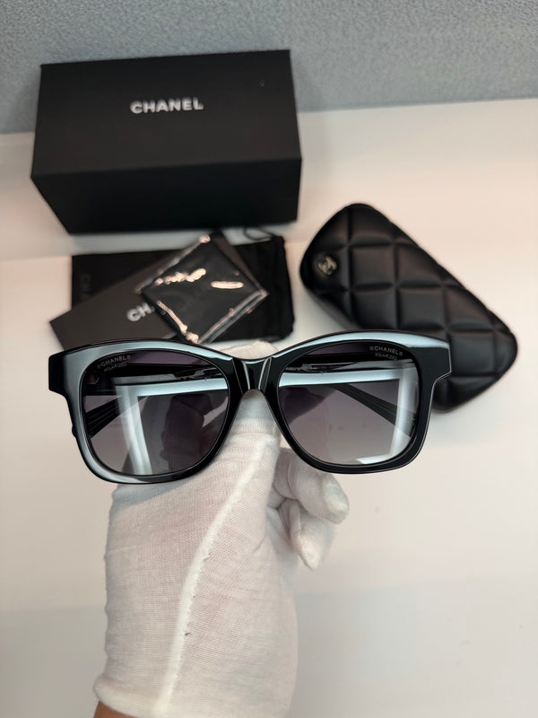 CH5482H Square Sunglasses