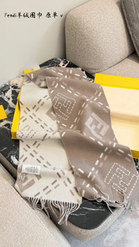 Selleria Macro Check Scarf